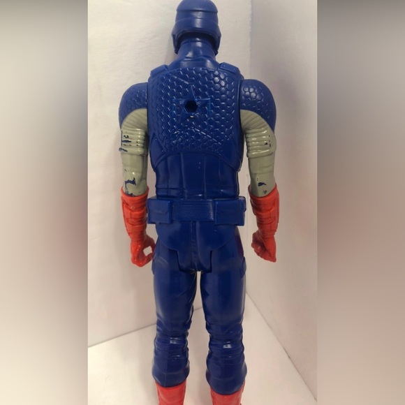 Lot of 3 - 2 Captain America 12" & 1 Marvel Avengers Infinity War Iron Man 12" - Picture 6 of 10